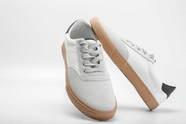 Découvrez les baskets Air force 1 Louis Vuitton personnalisées